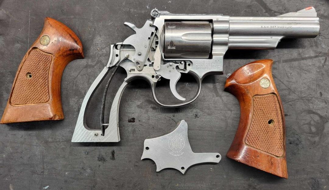 S&W 66-1 2.jpeg